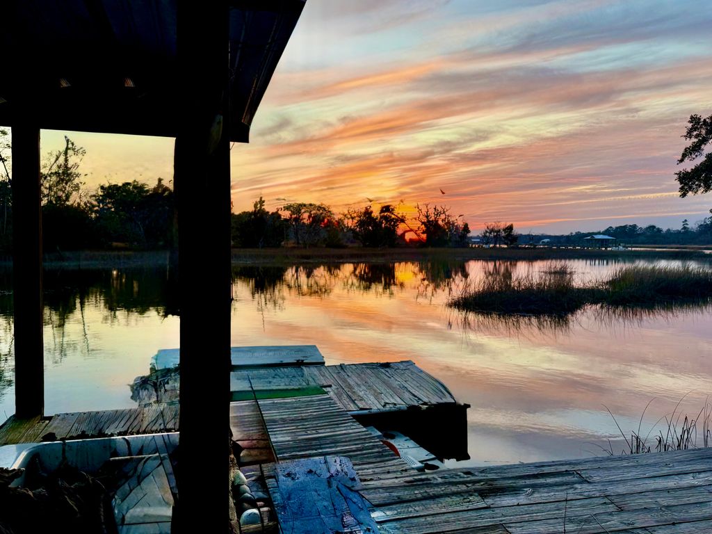 4559 Smoak Road, Meggett, SC 29449