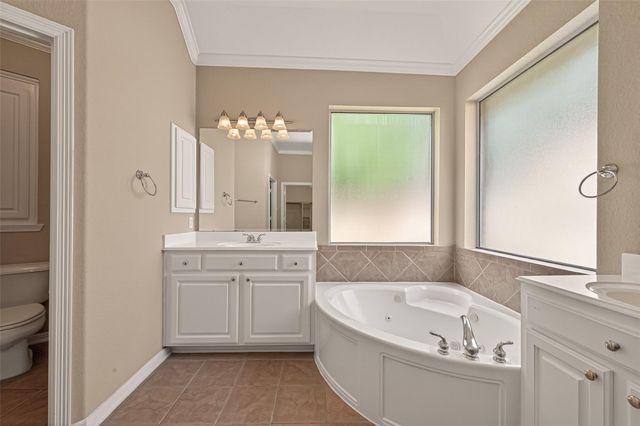 8110 Clearwater Crossing, Humble, TX 77396