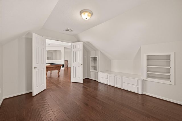 8110 Clearwater Crossing, Humble, TX 77396