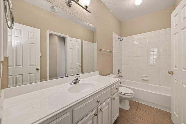 8110 Clearwater Crossing, Humble, TX 77396