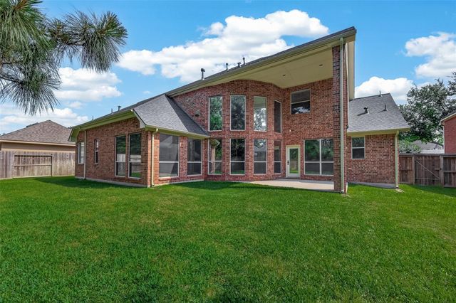 8110 Clearwater Crossing, Humble, TX 77396