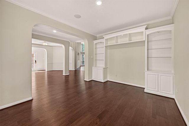 8110 Clearwater Crossing, Humble, TX 77396