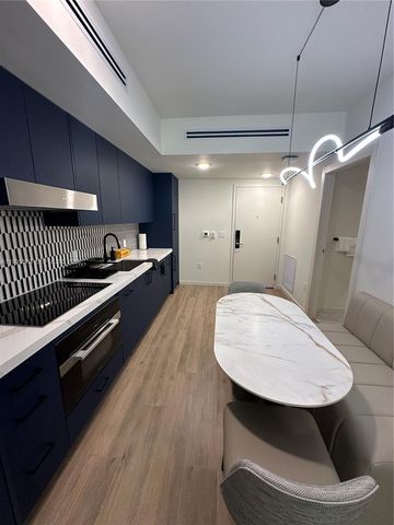 4220 Laguna St 308, Coral Gables, FL 33146