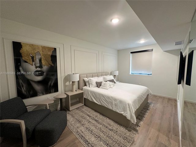 4220 Laguna St 308, Coral Gables, FL 33146