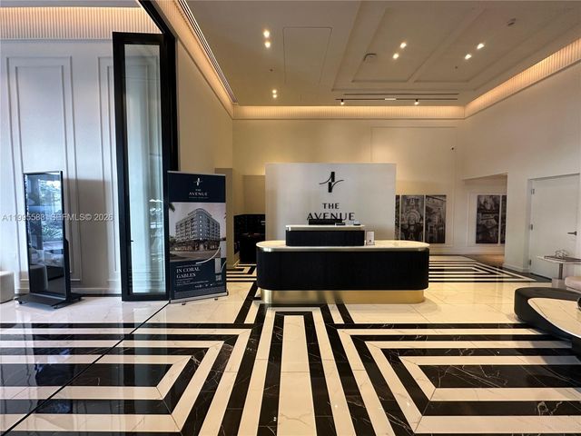 4220 Laguna St 308, Coral Gables, FL 33146