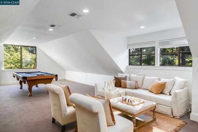 134 Pepperwood Ct, Danville, CA 94506