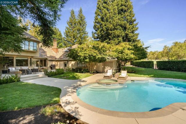 134 Pepperwood Ct, Danville, CA 94506