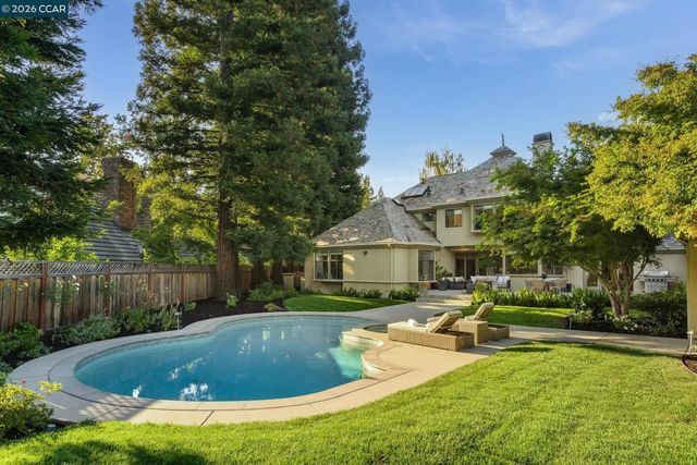 134 Pepperwood Ct, Danville, CA 94506