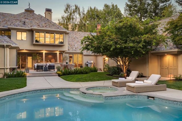 134 Pepperwood Ct, Danville, CA 94506