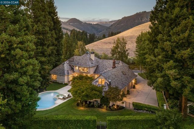 134 Pepperwood Ct, Danville, CA 94506