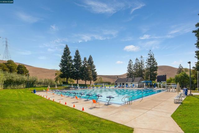 134 Pepperwood Ct, Danville, CA 94506