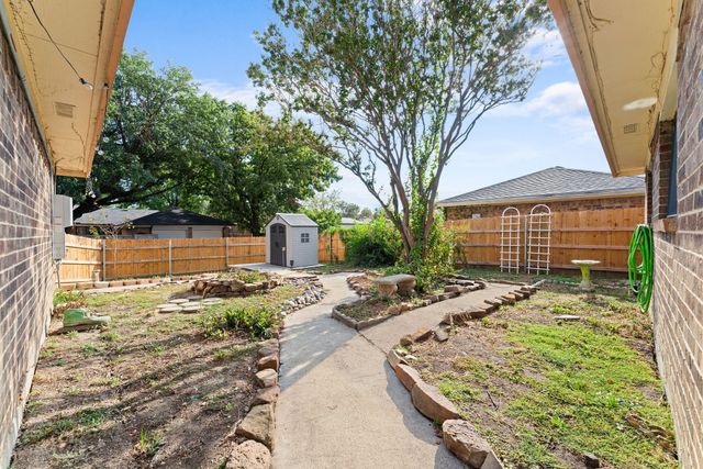 626 Brittany Drive, Mesquite, TX 75150