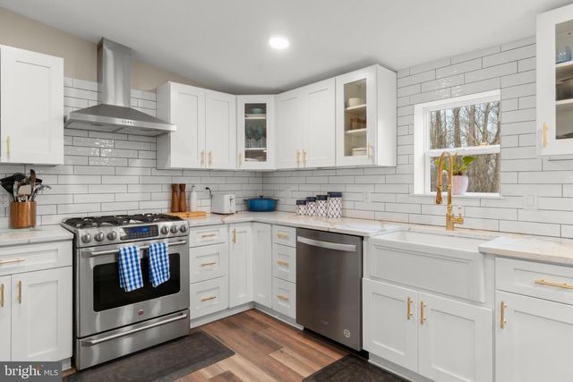 465 BAILEY ST, Woodstown, NJ 08098