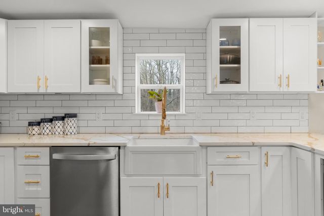 465 BAILEY ST, Woodstown, NJ 08098