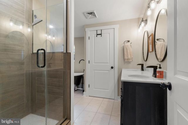 465 BAILEY ST, Woodstown, NJ 08098