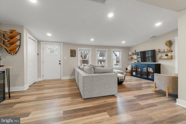 465 BAILEY ST, Woodstown, NJ 08098