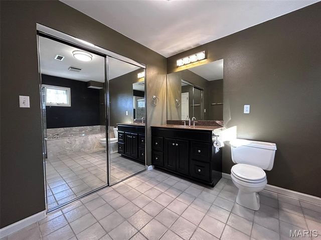 4501 Eli Drive I, St Louis, MO 63128