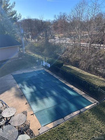 4501 Eli Drive I, St Louis, MO 63128