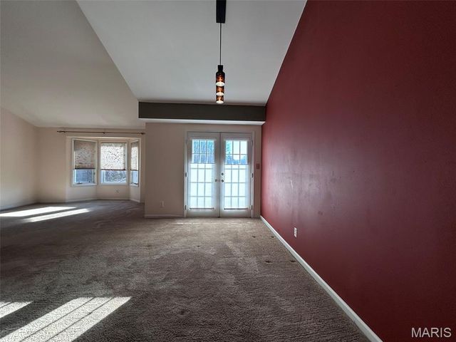 4501 Eli Drive I, St Louis, MO 63128