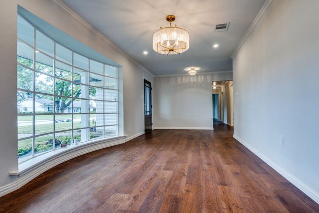 3232 Timberview Road, Dallas, TX 75229