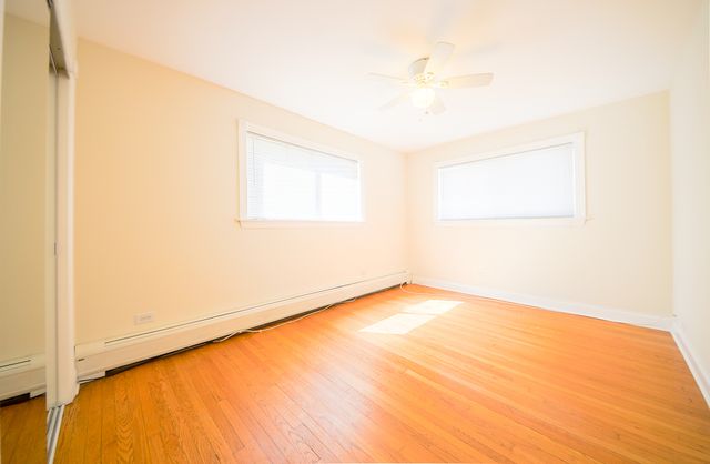 1308 Perry Street B, Des Plaines, IL 60016