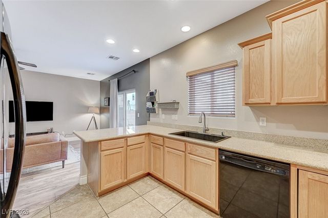 5690 Sentry Palm Court, Las Vegas, NV 89122