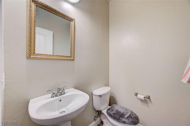 5690 Sentry Palm Court, Las Vegas, NV 89122