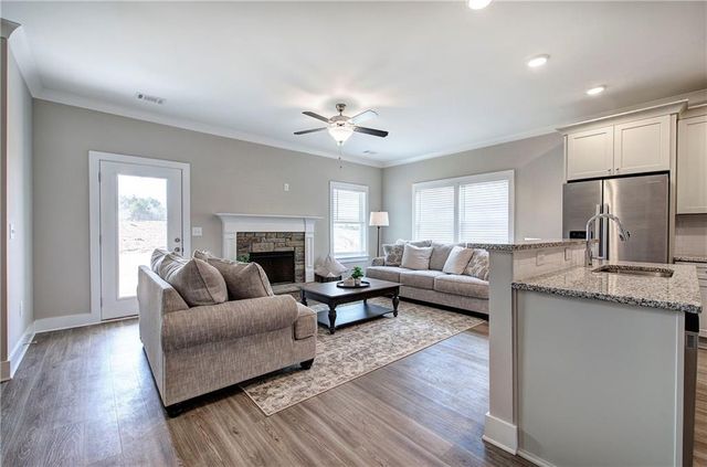 203 Daisy NE Court, Cartersville, GA 30121