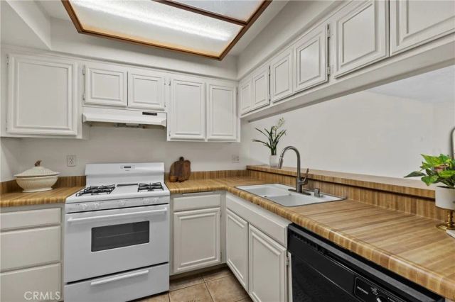 18725 E Arrow 40, Covina, CA 91722