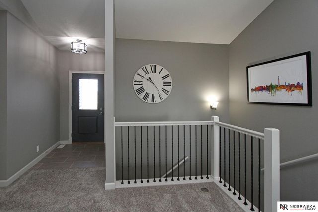 9465 Southern Sky Circle, Lincoln, NE 68505