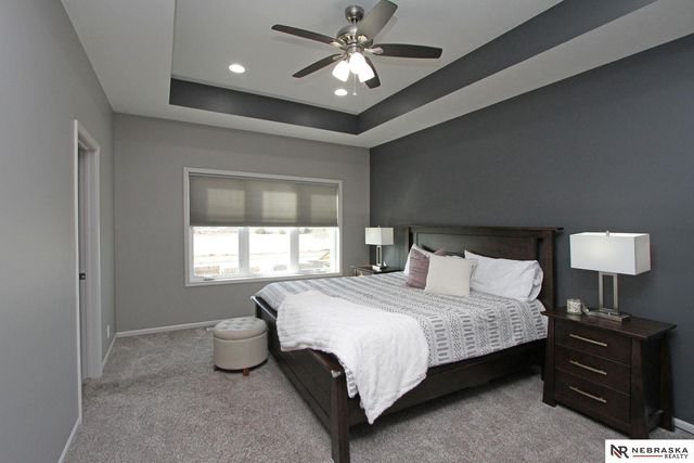 9465 Southern Sky Circle, Lincoln, NE 68505