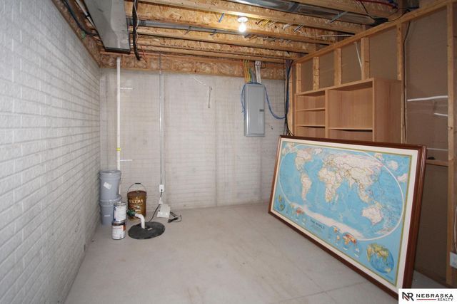 9465 Southern Sky Circle, Lincoln, NE 68505