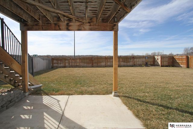 9465 Southern Sky Circle, Lincoln, NE 68505