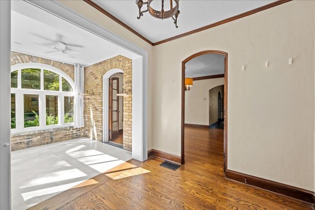 2401 Lawndale Avenue, Evanston, IL 60201