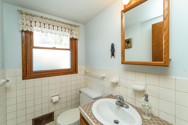 825 Elton Hills Drive NW, Rochester, MN 55901