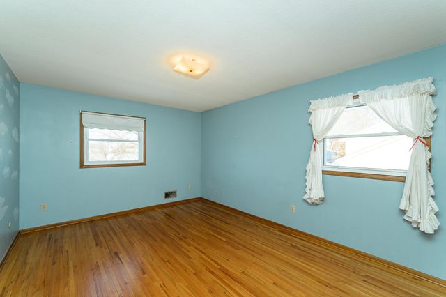 825 Elton Hills Drive NW, Rochester, MN 55901