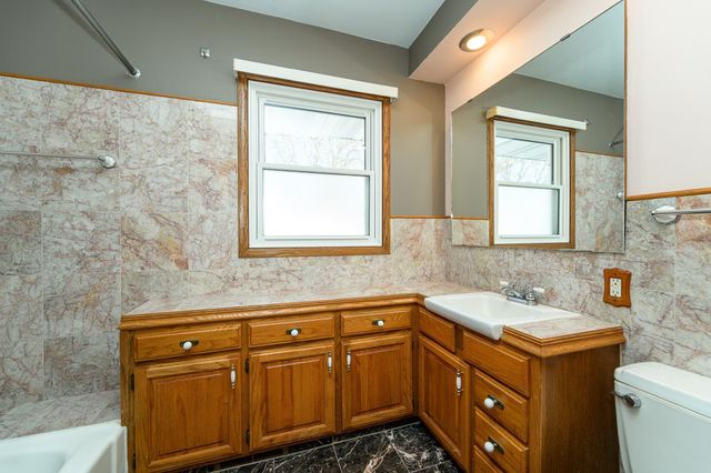 825 Elton Hills Drive NW, Rochester, MN 55901