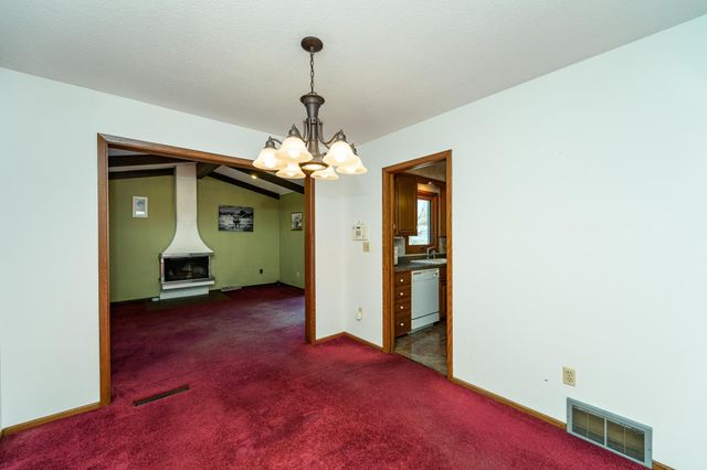 825 Elton Hills Drive NW, Rochester, MN 55901