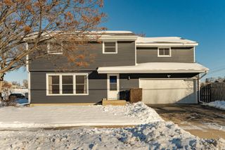 825 Elton Hills Drive NW, Rochester, MN 55901