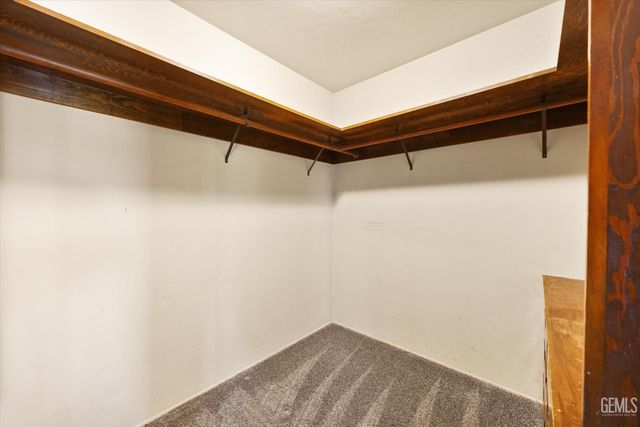 601 Vista Verde Way, Bakersfield, CA 93309