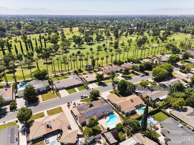 601 Vista Verde Way, Bakersfield, CA 93309