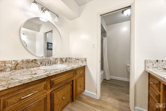 601 Vista Verde Way, Bakersfield, CA 93309