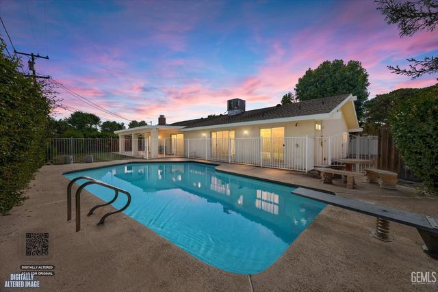 601 Vista Verde Way, Bakersfield, CA 93309