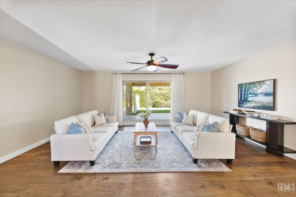 601 Vista Verde Way, Bakersfield, CA 93309