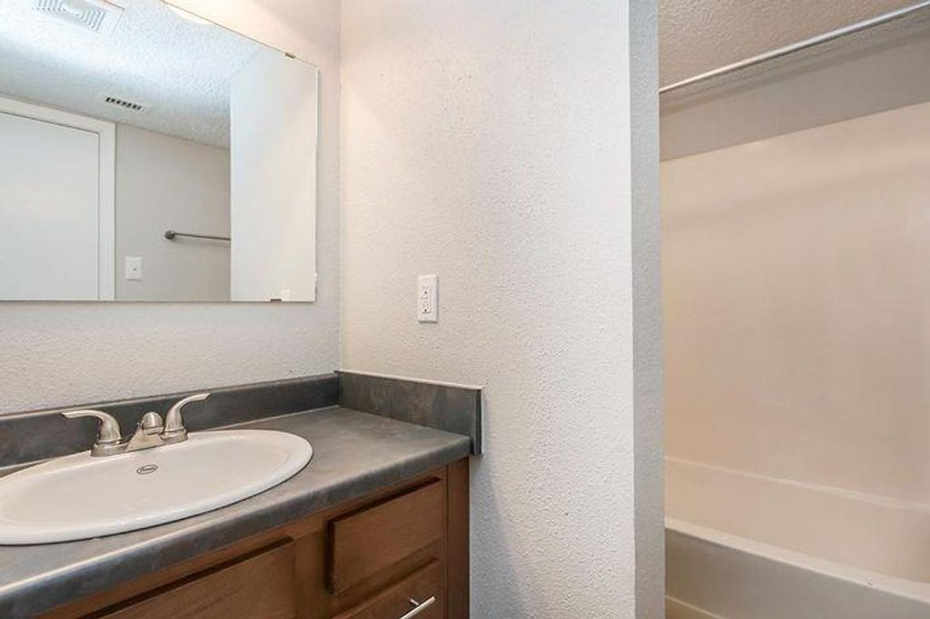 7201 Wood Hollow DR 245, Austin, TX 78731