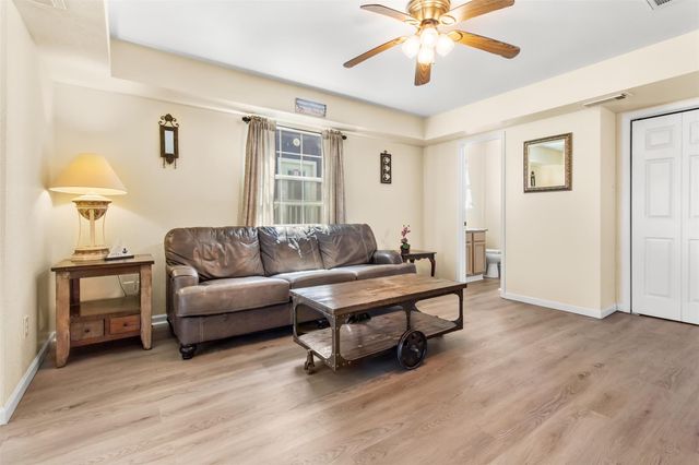 316 Seabean Street, Surfside Beach, TX 77541