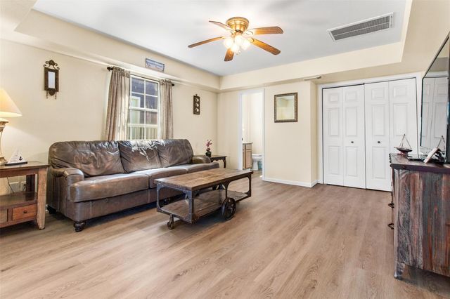 316 Seabean Street, Surfside Beach, TX 77541