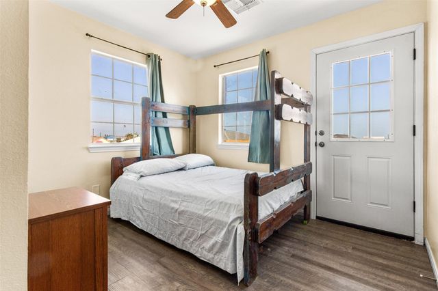 316 Seabean Street, Surfside Beach, TX 77541