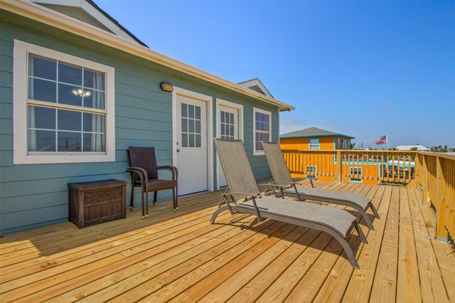 316 Seabean Street, Surfside Beach, TX 77541