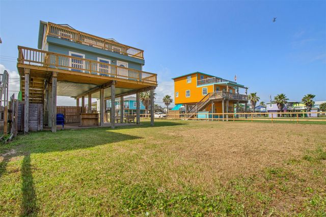 316 Seabean Street, Surfside Beach, TX 77541
